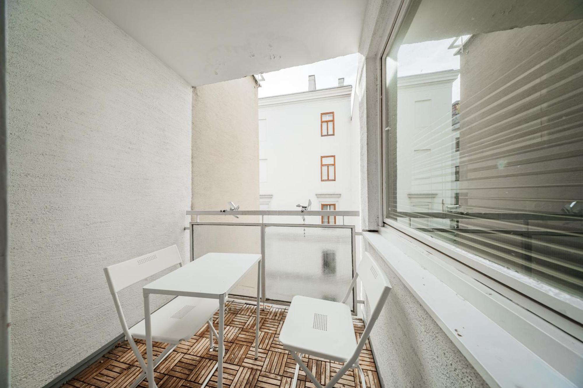 Studio Next To Karlsplatz/Karlskirche Leilighet Wien Eksteriør bilde